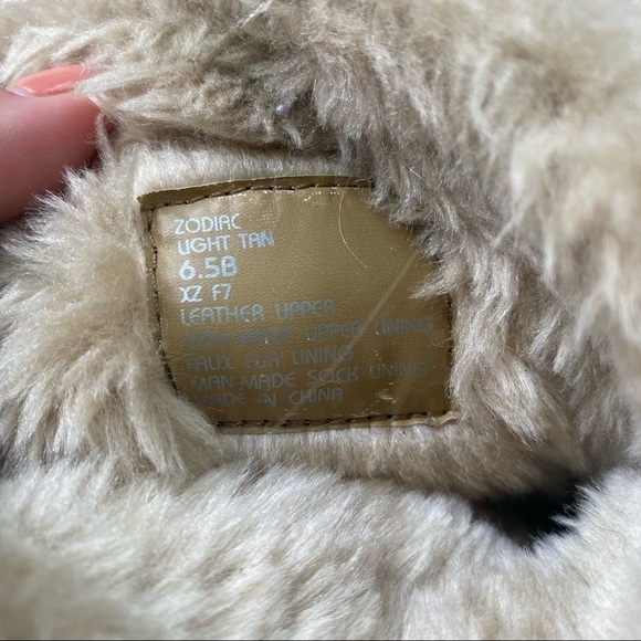 Earth Shoes Zodiac Tan Suede Faux Fur Lace-Up Boots, Size 6.5 - Picture 7 of 7